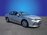 Used 2022 Toyota Camry LE image 3
