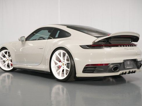 Used 2020 Porsche 911 Carrera 4S AWD/4WD image 33