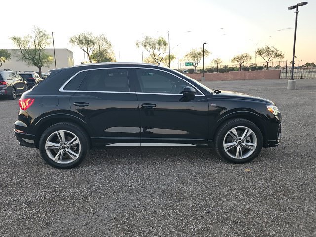 Used 2024 Audi Q3 2.0T Premium w/ Convenience Package AWD/4WD image 4