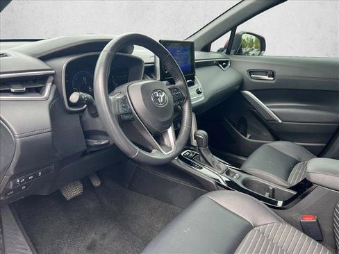Used 2024 Toyota Corolla Cross AWD Hybrid w/ Convenience Package image 9