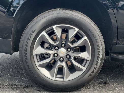 Used 2023 Chevrolet Tahoe LT w/ Luxury Package RWD image 5