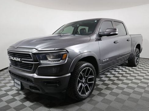 Used 2019 RAM 1500 Laramie AWD/4WD image 5