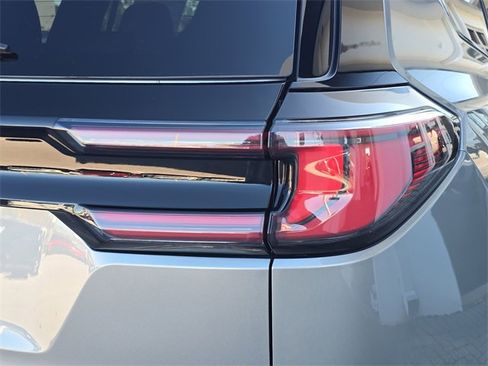 New 2026 GMC Acadia Elevation image 8