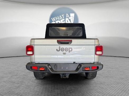Used 2023 Jeep Gladiator Mojave w/ Cold Weather Group AWD/4WD image 5