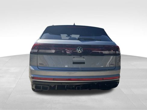New 2026 Volkswagen Atlas Cross Sport SEL R-Line image 5