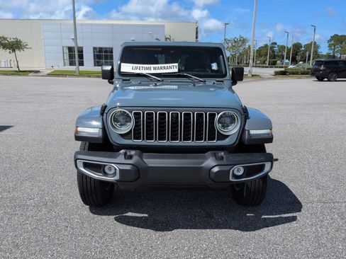 Used 2024 Jeep Wrangler Unlimited Sahara w/ Technology Group AWD/4WD image 10