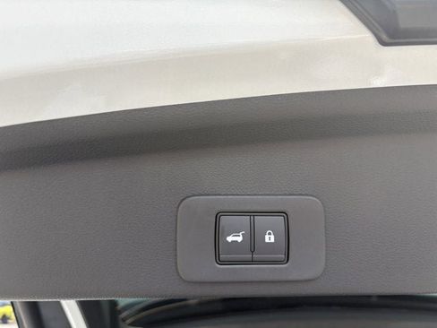New 2025 Nissan Murano SL AWD/4WD image 12