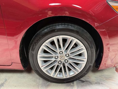 Used 2013 Lexus ES 350 w/ Luxury Pkg FWD image 38