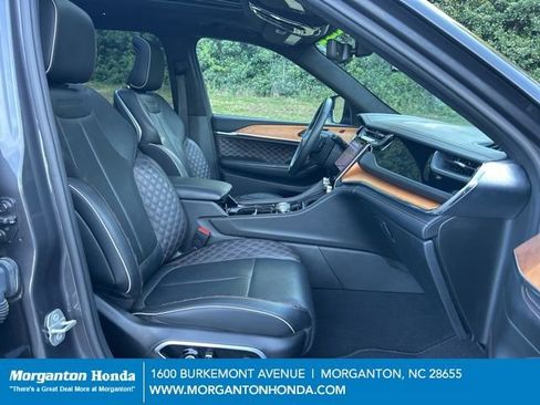 Used 2024 Jeep Grand Cherokee L Summit AWD/4WD image 49