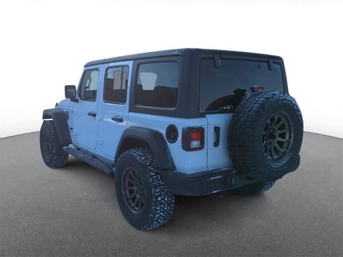 Used 2026 Jeep Wrangler Sport image 6