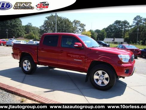 Used 2014 Toyota Tacoma PreRunner w/ TRD Sport Package RWD image 8