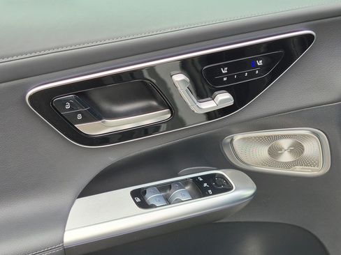Certified 2025 Mercedes-Benz GLC 300 4MATIC image 15
