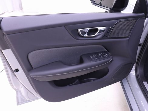 Used 2024 Volvo S60 T8 Ultimate image 15