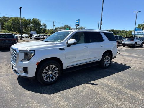 Used 2022 GMC Yukon Denali AWD/4WD image 1
