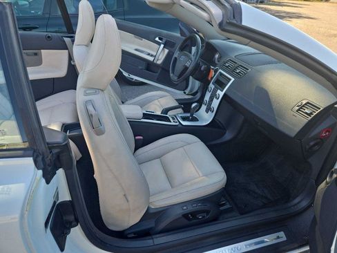 Used 2012 Volvo C70 T5 w/ Climate Pkg FWD image 12