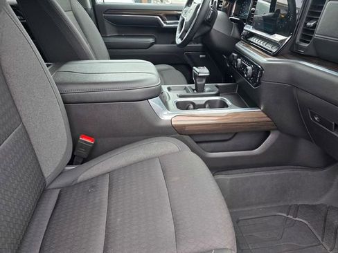 Used 2023 Chevrolet Silverado 1500 LT Trail Boss w/ Convenience Package II AWD/4WD image 21