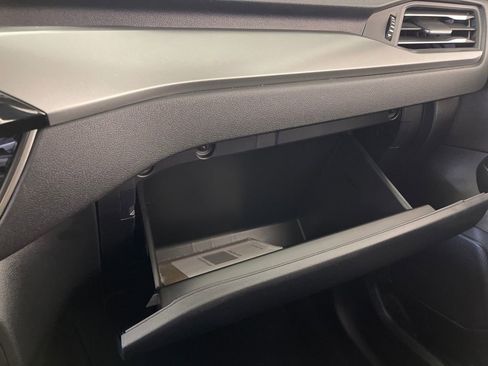 Used 2025 Ford Escape Active image 28