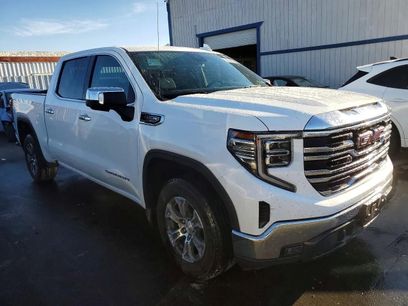 Used 2025 GMC Sierra 1500 SLT