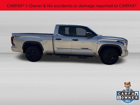Used 2022 Toyota Tundra SR5 RWD image 2