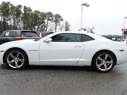 Used 2011 Chevrolet Camaro LT w/ RS Package image 2