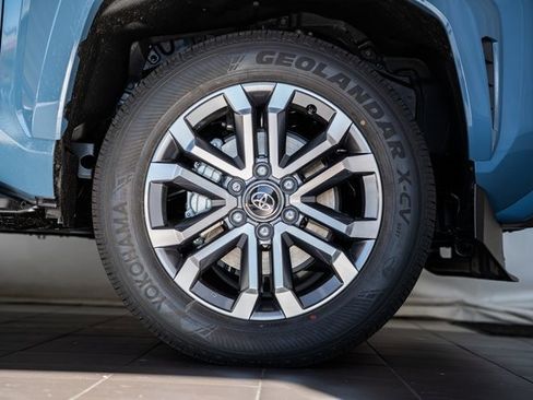 New 2025 Toyota 4Runner Limited image 18