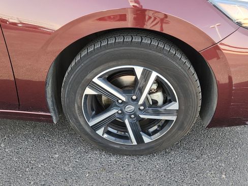 Used 2024 Nissan Sentra SV image 9