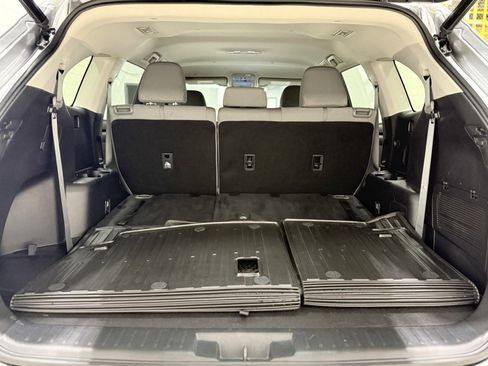 Used 2021 Toyota Highlander XSE image 31