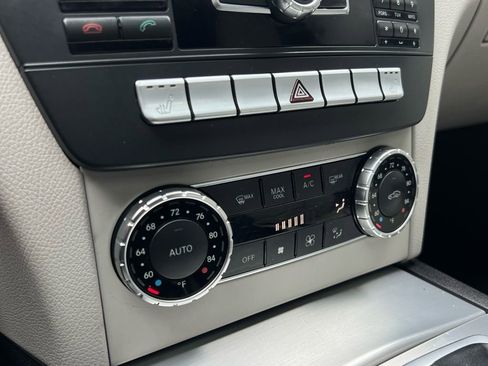 Used 2013 Mercedes-Benz C 250 Sedan w/ Premium 1 Pkg image 54