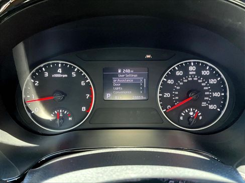 Used 2023 Kia Seltos S FWD image 13