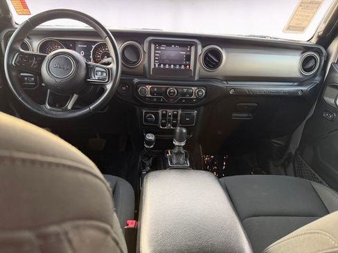 Used 2019 Jeep Wrangler Unlimited Sport S image 10