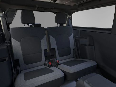 New 2025 Ford Bronco Base image 11