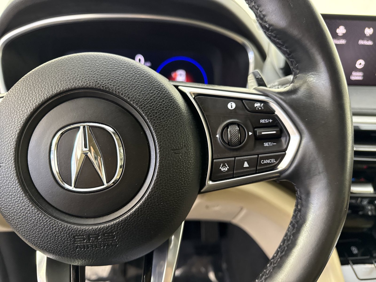 Used 2023 Acura MDX SH-AWD image 14