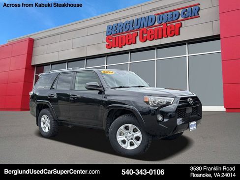 Used 2024 Toyota 4Runner SR5 image 1