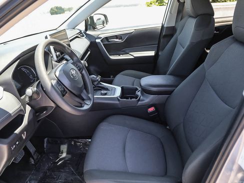 Certified 2025 Toyota RAV4 XLE AWD/4WD image 16
