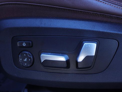 Used 2021 BMW X5 sDrive40i w/ Premium Package image 27