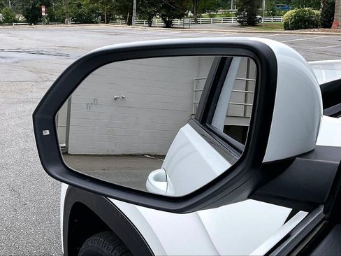 Used 2023 Volkswagen Atlas SE FWD image 29