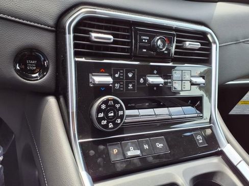 New 2025 Nissan Armada Platinum image 16