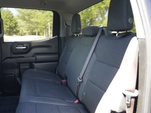 Used 2022 Chevrolet Silverado 1500 Custom AWD/4WD image 11