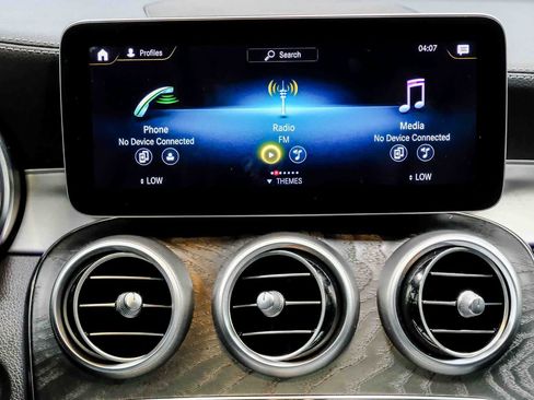 Used 2020 Mercedes-Benz GLC 300 4MATIC Coupe image 17