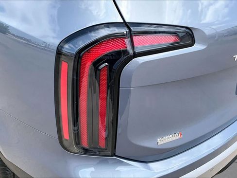 Used 2024 Kia Telluride SX FWD image 44