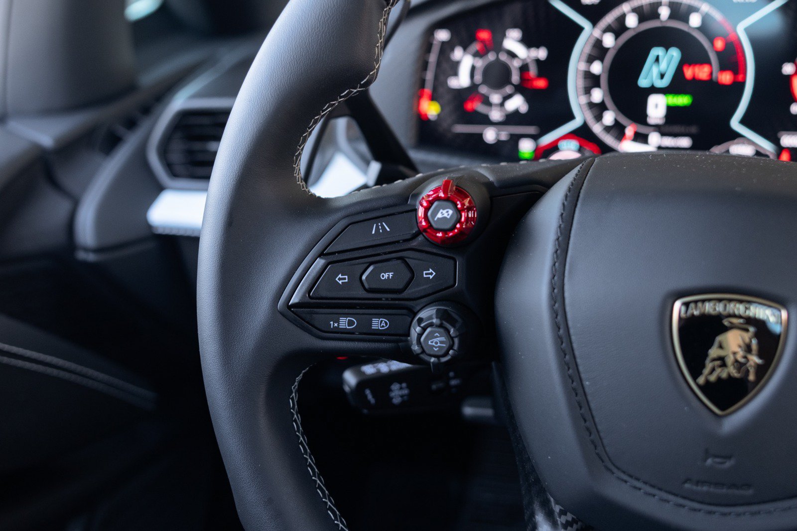 Used 2026 Lamborghini Revuelto AWD/4WD image 48