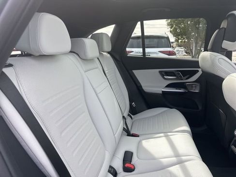 New 2026 Mercedes-Benz GLC 300 4MATIC image 27