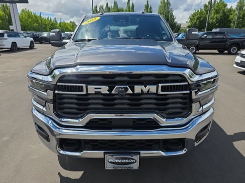 Used 2025 RAM 2500 Big Horn AWD/4WD image 8