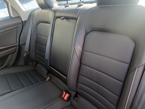 Used 2024 Volkswagen Jetta SE image 24