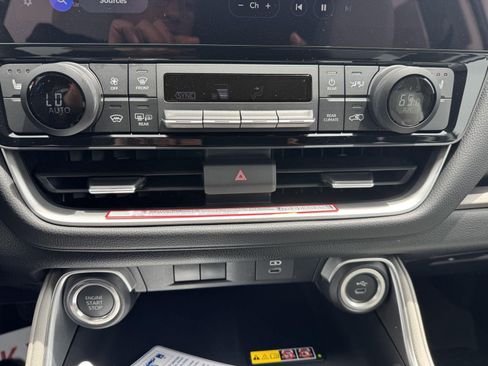 New 2026 Toyota Grand Highlander AWD image 31