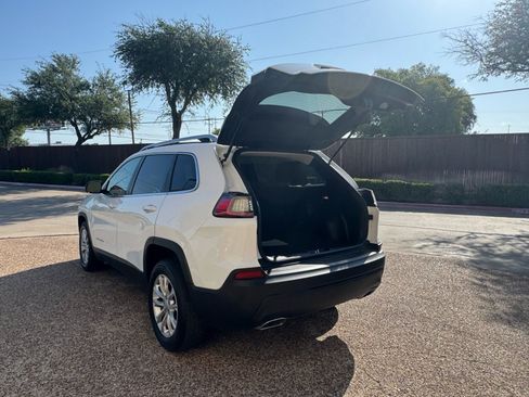 Used 2019 Jeep Cherokee Latitude w/ Popular Appearance Group FWD image 14