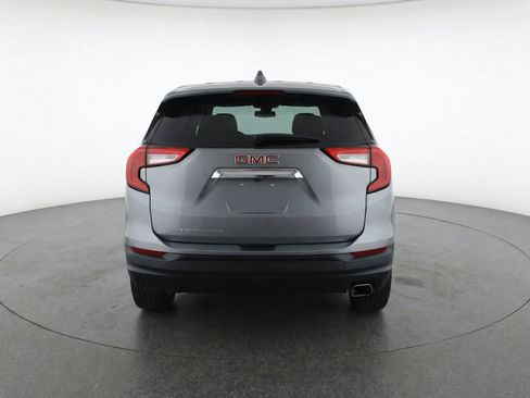 Used 2024 GMC Terrain SLE FWD image 7