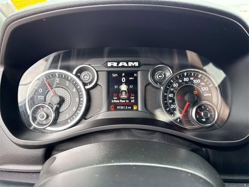 Used 2023 RAM 2500 Big Horn w/ Level 1 Equipment Group image 14