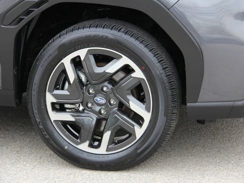 Certified 2025 Subaru Forester Limited AWD/4WD image 14