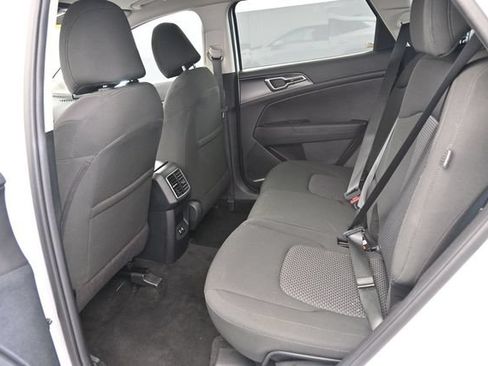 Used 2026 Kia Sportage LX FWD image 15
